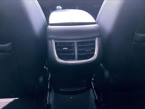 Used 2019 Chevrolet Malibu LT w/ Leather Package image 20