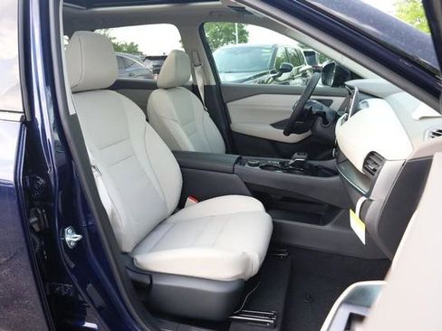 New 2026 Nissan Rogue SV AWD/4WD image 26