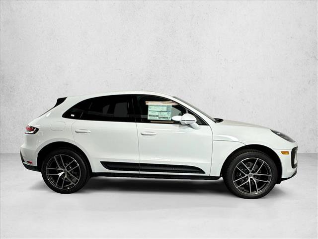 Used 2026 Porsche Macan AWD/4WD image 8
