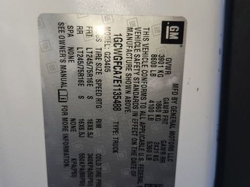 Used 2014 Chevrolet Express 2500 image 45