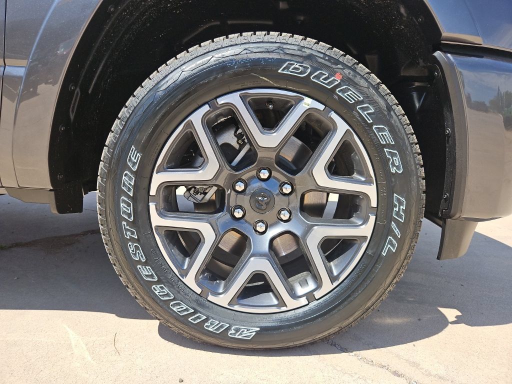 New 2026 RAM 1500 Laramie w/ Sport Appearance Package AWD/4WD image 10