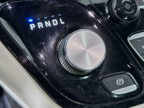 Used 2023 Chrysler Voyager LX FWD image 17