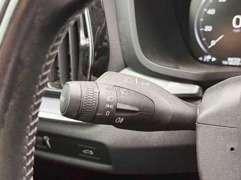 Used 2020 Volvo S60 T5 Momentum w/ Protection Package Premier FWD image 21