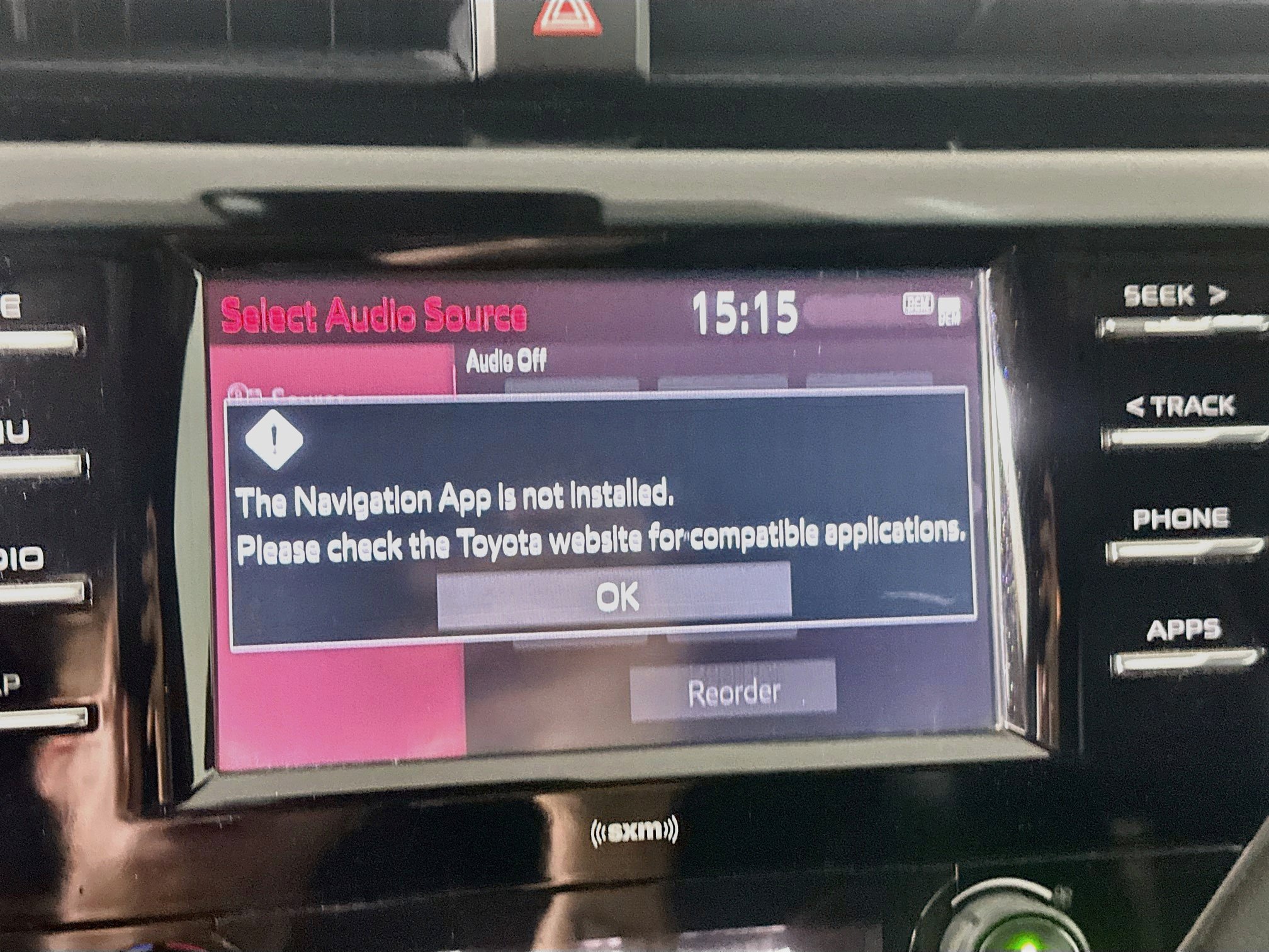 Used 2020 Toyota Camry SE w/ Carpet Mat Package FWD image 22