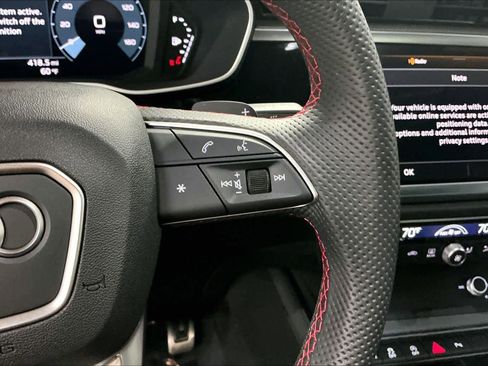 Certified 2025 Audi Q3 2.0T Premium Plus w/ Premium Plus Package image 22