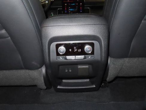 Used 2024 GMC Acadia Elevation w/ Luxury Package FWD image 58