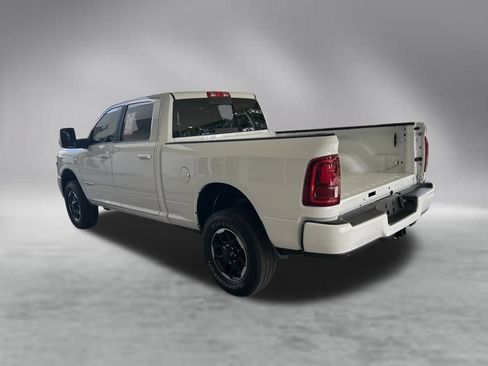 Used 2026 RAM 2500 Laramie AWD/4WD image 4