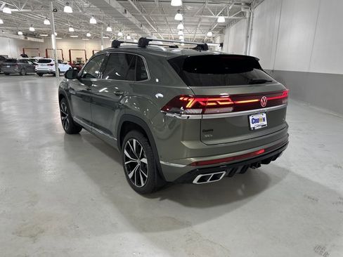 New 2026 Volkswagen Atlas Cross Sport SEL Premium R-Line AWD/4WD image 6