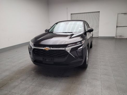 Used 2024 Chevrolet Trax LS FWD image 15