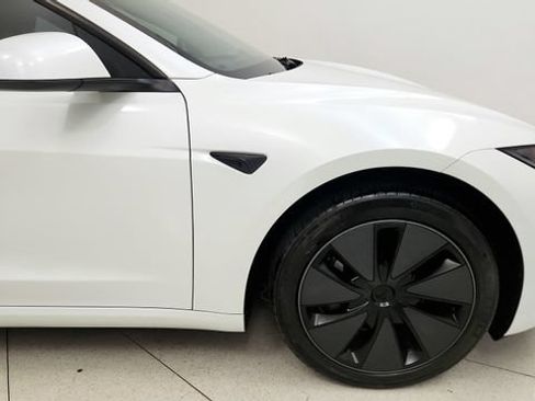 Used 2025 Tesla Model 3 RWD image 21