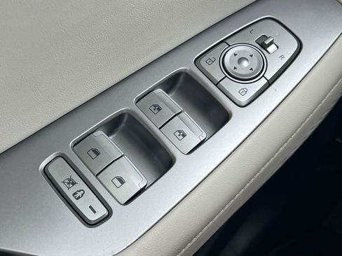 Used 2022 Hyundai Palisade SEL w/ 8P Bench Seat Package image 18