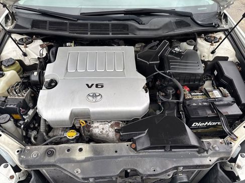 Used 2009 Toyota Avalon Limited image 10