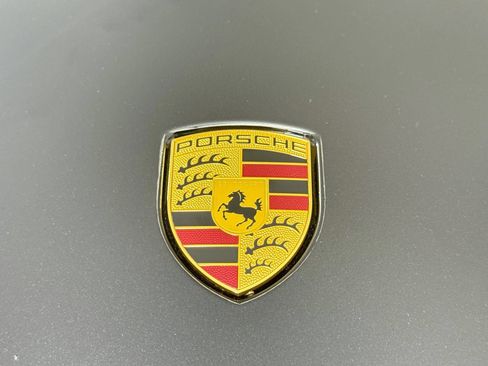 Certified 2019 Porsche 911 GT3 RWD image 27