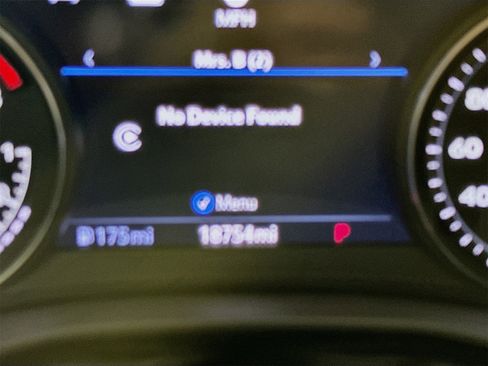 Used 2023 Cadillac XT6 Sport w/ Technology Package image 13