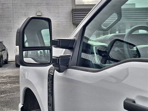 Used 2023 Ford F250 XL w/ STX Appearance Package image 11