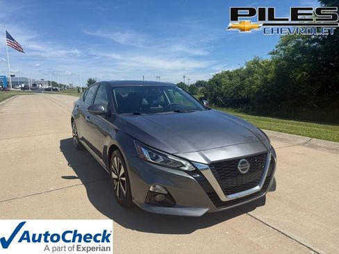 Used 2019 Nissan Altima 2.5 SL FWD image 1