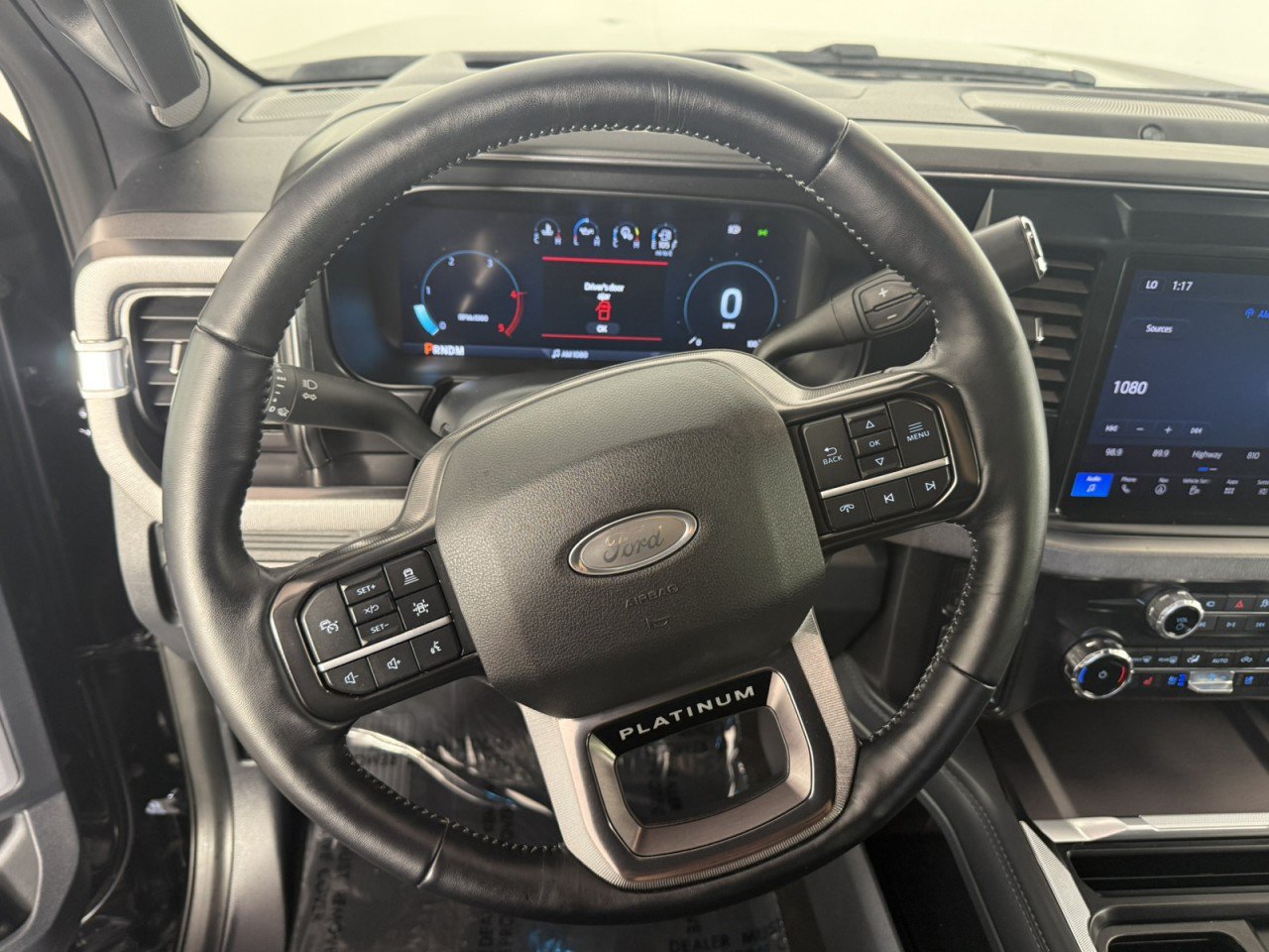 Used 2026 Ford F350 Platinum w/ Tremor Off-Road Package AWD/4WD image 21
