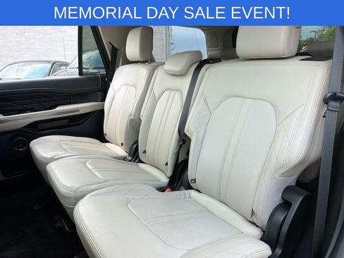 Used 2018 Ford Expedition Platinum AWD/4WD image 21
