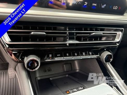 New 2026 Chevrolet Traverse LT w/ Midnight/Sport Edition AWD/4WD image 18