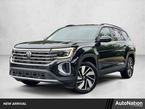 Used 2024 Volkswagen Atlas SE FWD image 1