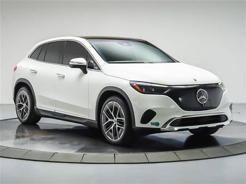 Used 2025 Mercedes-Benz EQE 350+ SUV image 7