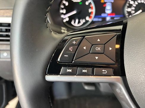 Used 2025 Nissan Altima 2.5 SV w/ SV Premium Package FWD image 14