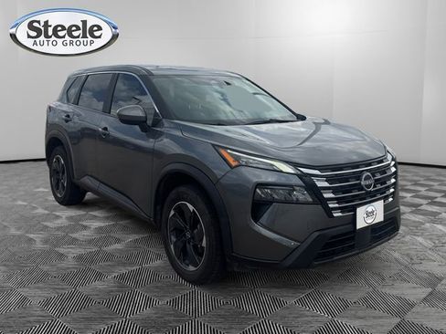 Used 2025 Nissan Rogue SV image 7