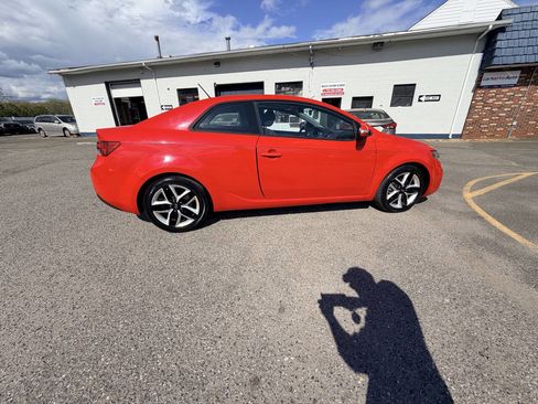 Used 2010 Kia Forte Koup SX image 48