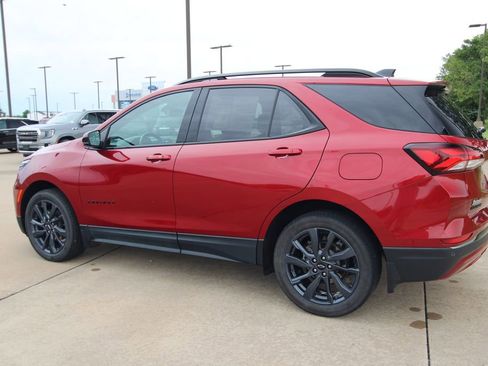 Used 2022 Chevrolet Equinox RS AWD/4WD image 15