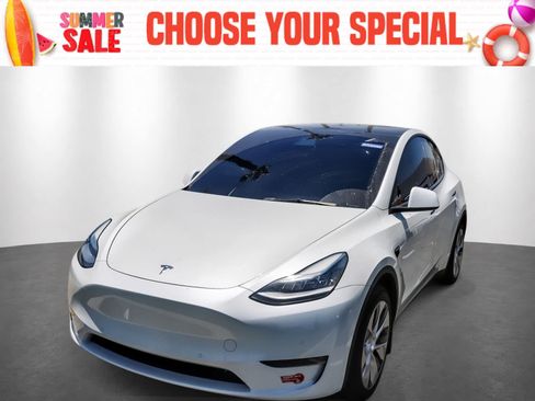 Used 2021 Tesla Model Y Long Range AWD/4WD image 1