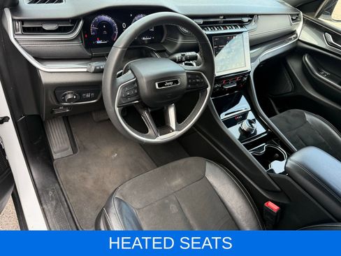 Used 2023 Jeep Grand Cherokee Altitude image 15