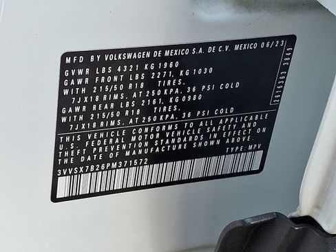 Certified 2023 Volkswagen Taos SE FWD image 27