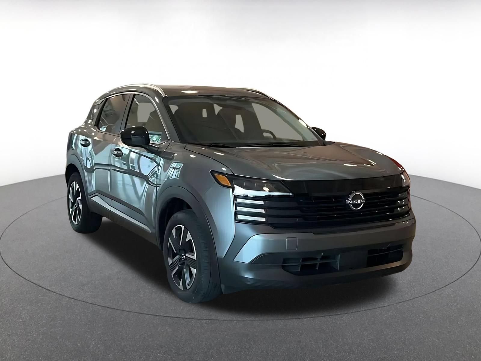 Used 2026 Nissan Kicks SV w/ Cold Weather Package AWD/4WD image 3