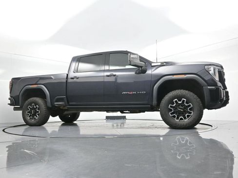 Used 2024 GMC Sierra 2500 AT4X AWD/4WD image 48