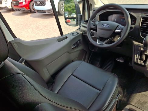 New 2026 Ford Transit 350 148 Medium Roof AWD w/ Load Area Protection Package image 7