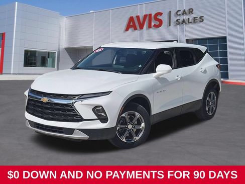 Used 2025 Chevrolet Blazer LT FWD image 1