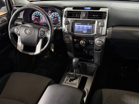 Used 2017 Toyota 4Runner SR5 RWD image 37