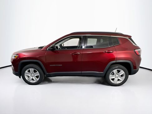 Used 2022 Jeep Compass Latitude AWD/4WD image 8