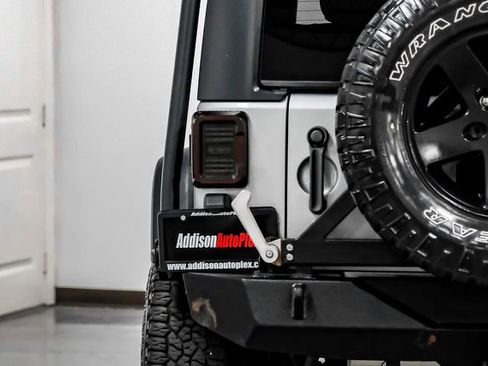 Used 2015 Jeep Wrangler Unlimited Sport w/ Quick Order Package 24S AWD/4WD image 54