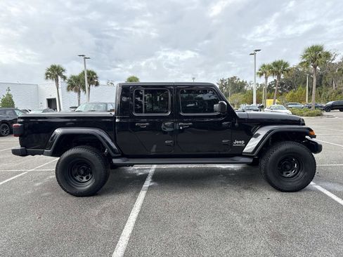 Used 2021 Jeep Gladiator Overland w/ Safety Group image 2