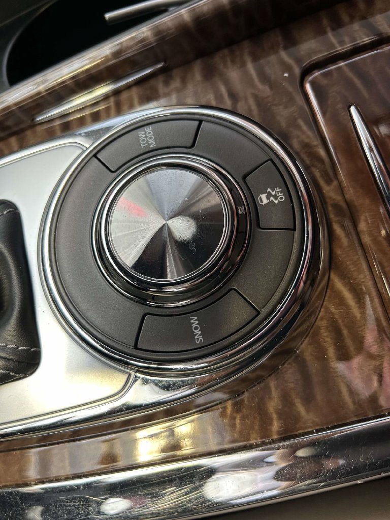 Used 2019 Nissan Armada SL w/ Premium Package RWD image 21