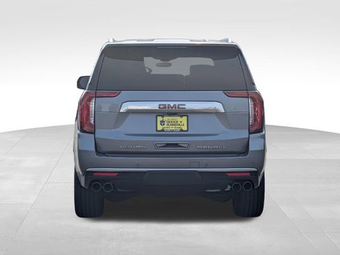 Used 2021 GMC Yukon XL Denali w/ Denali Premium Package AWD/4WD image 8