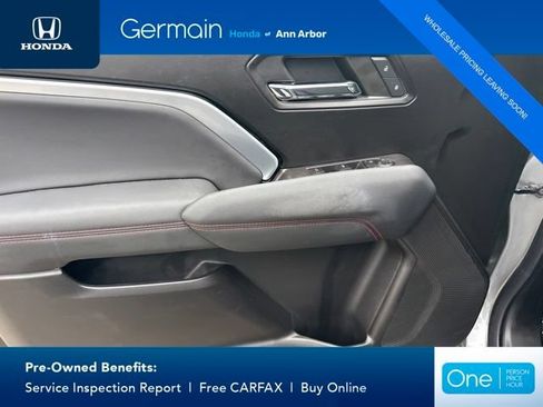 Used 2023 Chevrolet Colorado Z71 w/ Advanced Trailering Package AWD/4WD image 21