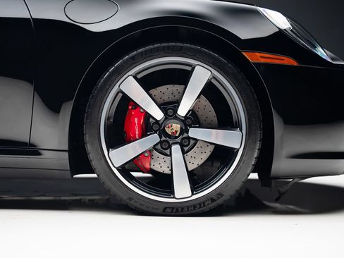 Used 2021 Porsche 911 Targa 4S AWD/4WD image 41