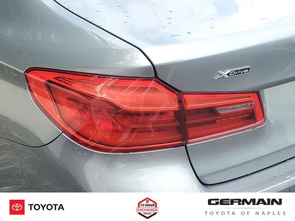 Used 2019 BMW 530i xDrive w/ Convenience Package AWD/4WD image 17