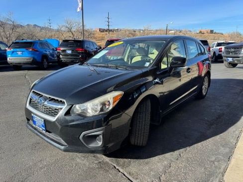 Used 2014 Subaru Impreza 2.0i Premium w/ All-Weather Package w/CVT image 3