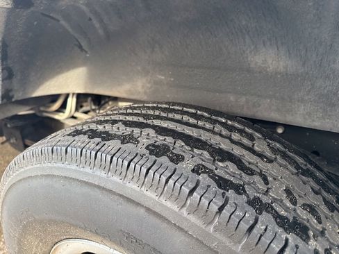 Used 2023 Chevrolet Express 3500 LS image 25