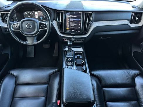 Used 2020 Volvo XC60 T5 Inscription image 14