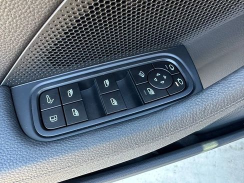 Used 2026 Porsche Panamera 4 E-Hybrid AWD/4WD image 20