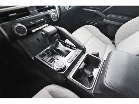 Used 2025 Toyota Tacoma TRD Sport image 22